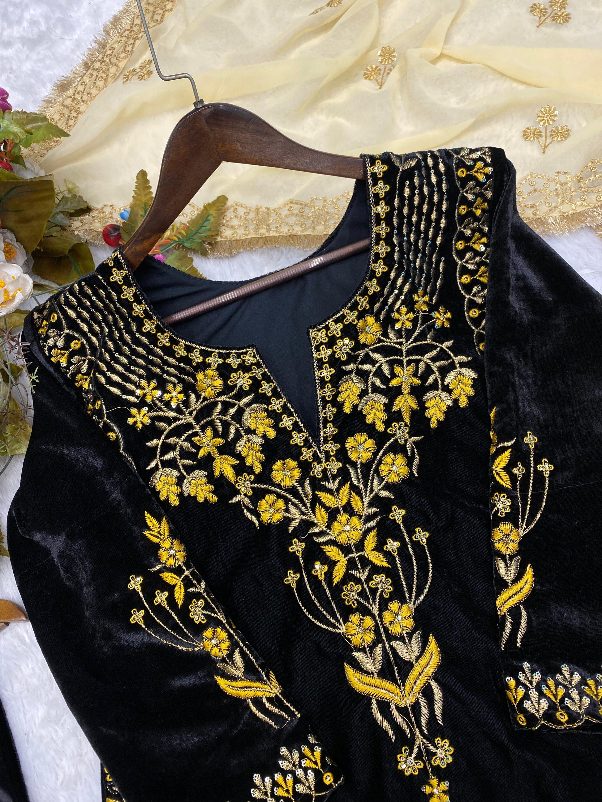 Bollywood Designer Velvet Salwar suit - 24th Spoke