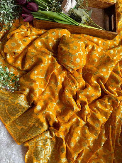 Georgette Banarasi style Saree for Karwachauth and Diwali