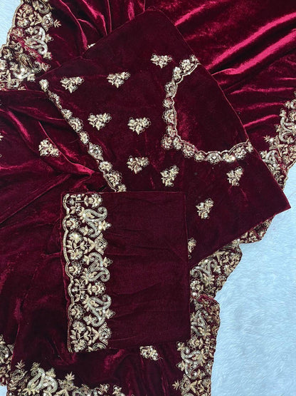 Celebrity Divyanka Tripathi Inspired Wedding Wear velvet Saree