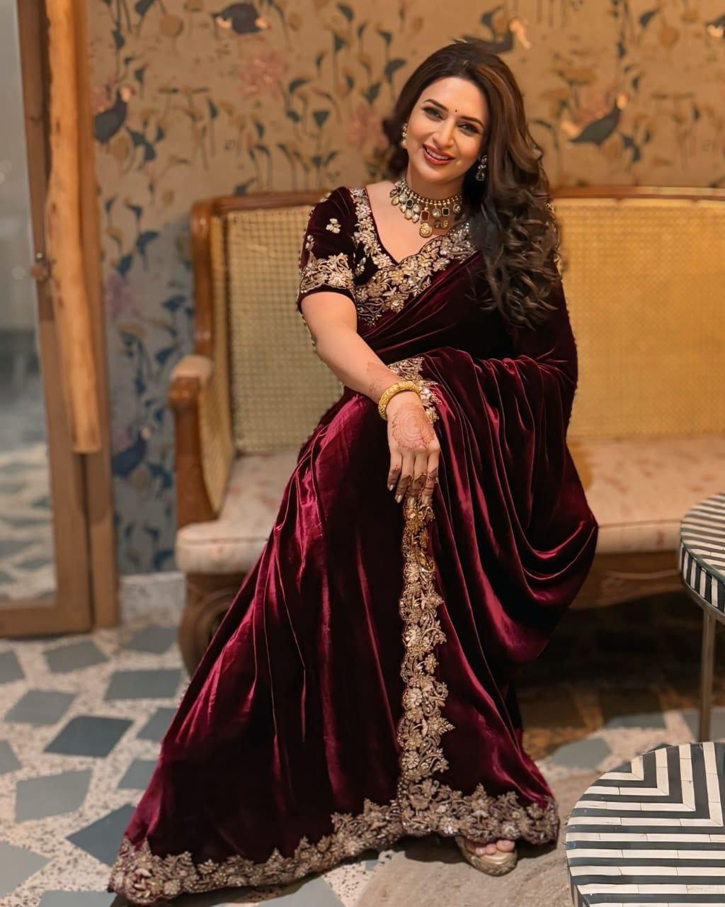 Celebrity Divyanka Tripathi Inspired Wedding Wear velvet Saree