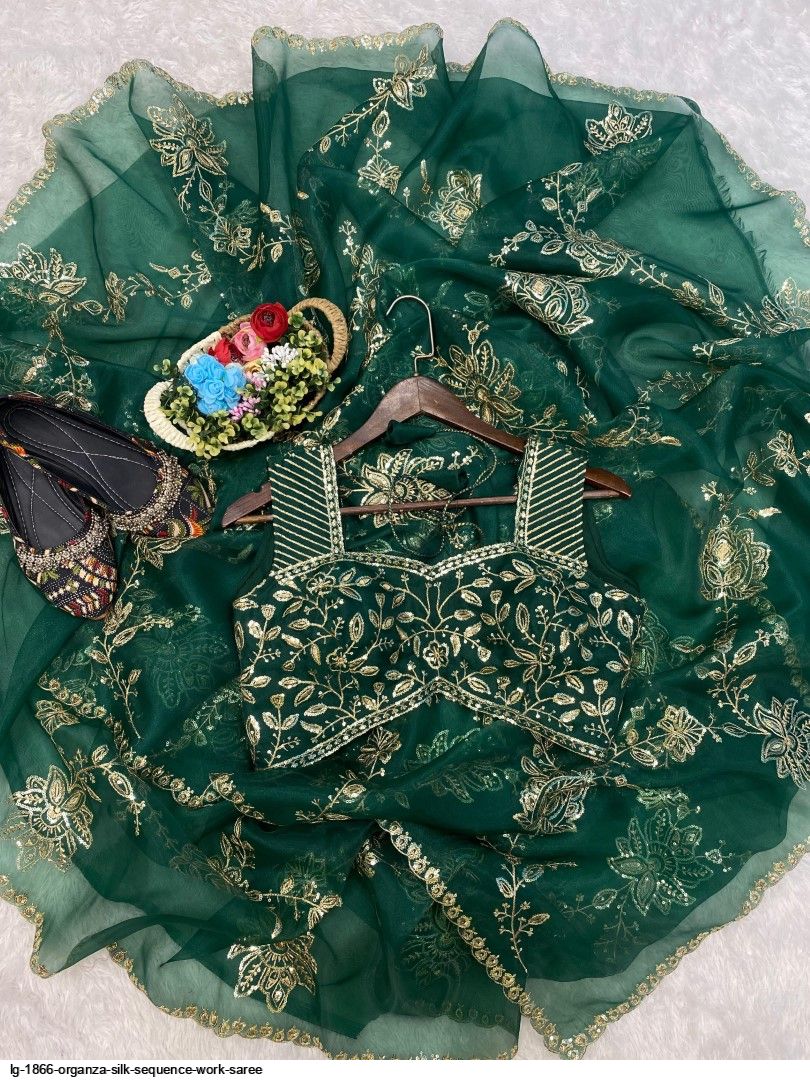 Bollywood Celebrity Rashmika Mandana Green Organza Saree