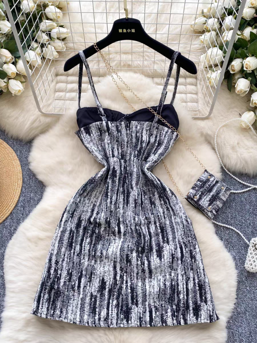 Jessica Summer Celebrity Suspender Dress With Bag