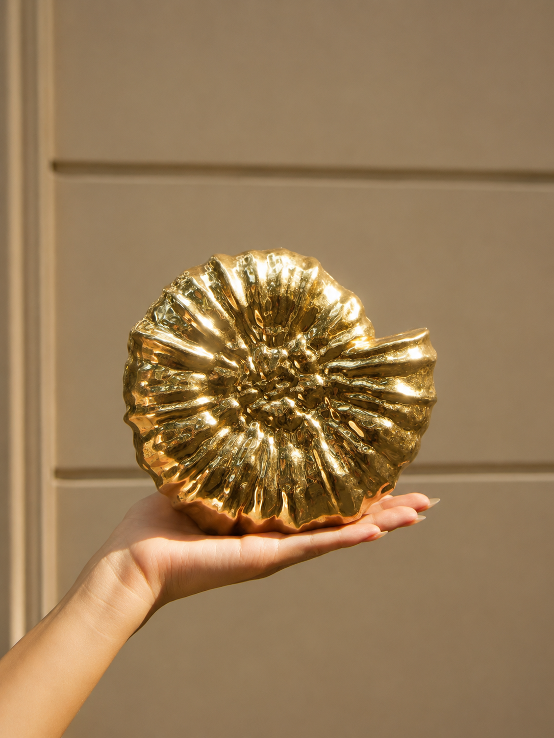 Alyssa Seashell Handbag