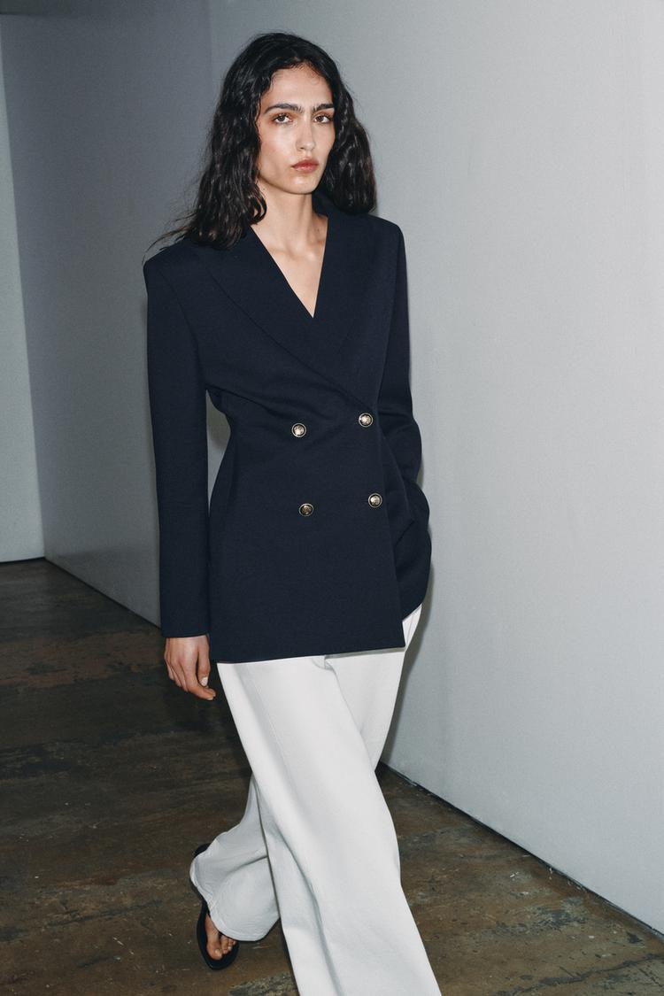 Helena Fitted Buttoned Blazer