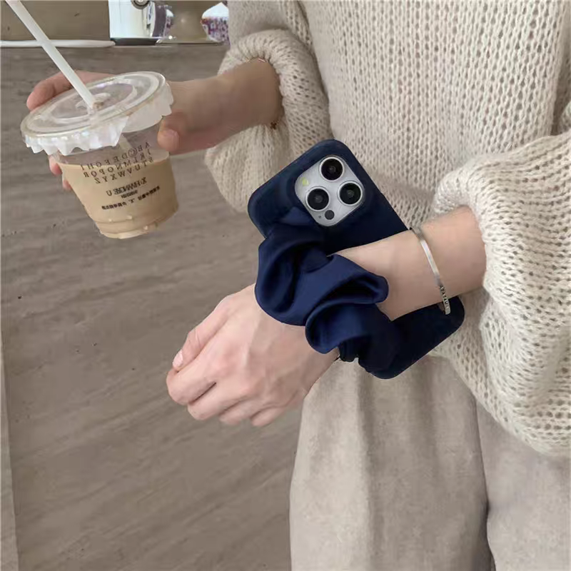 Luxury I Phone Cover With Velvet Handle