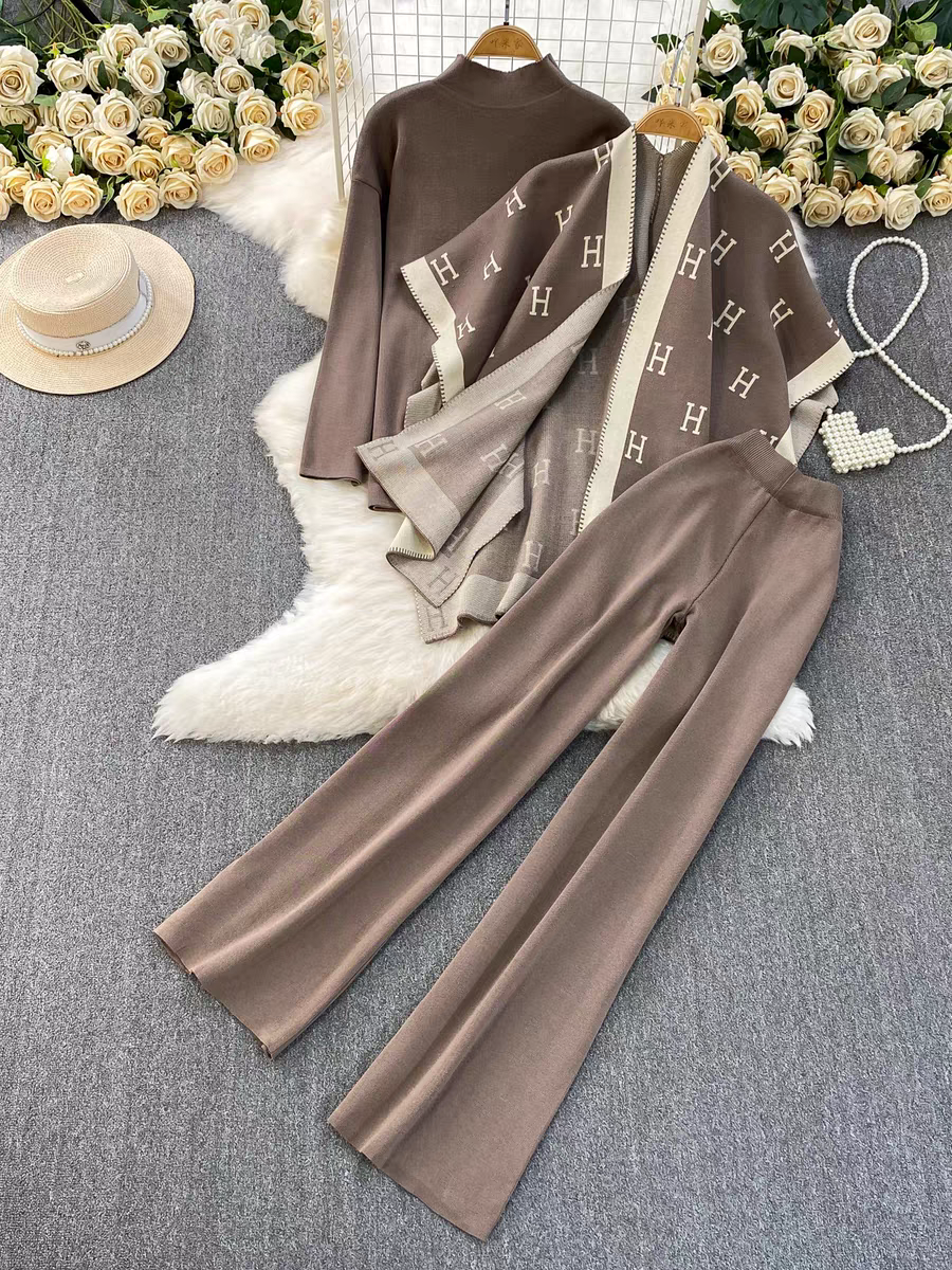 Amanda Winter Three Piece Set