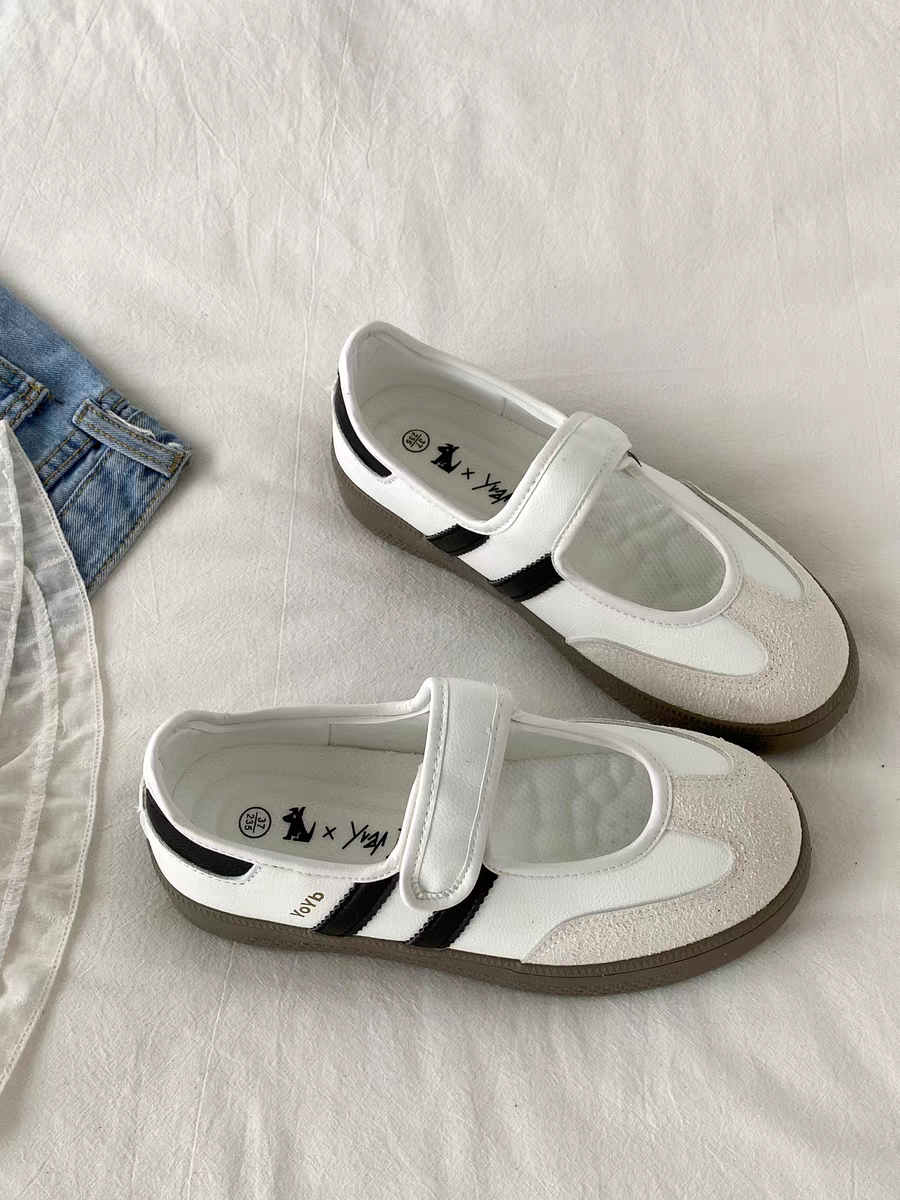 Adidas Samba Resemble Shoes