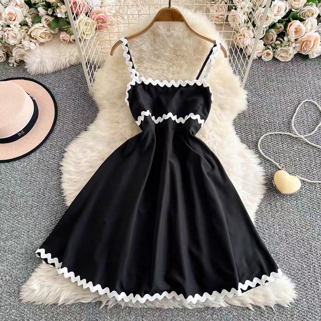 Jeanie Summer Holiday Dress - 24th Spoke