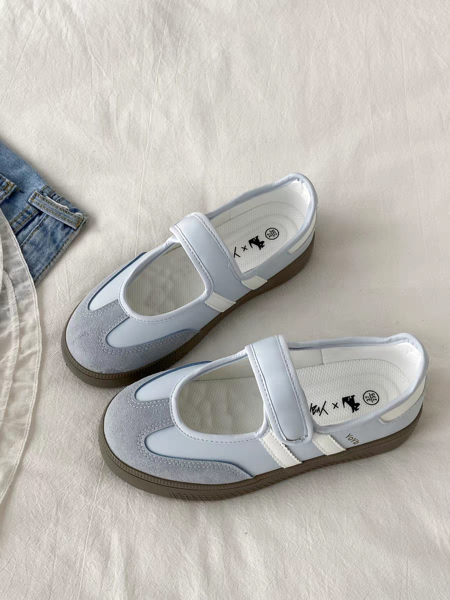 Adidas Samba Resemble Shoes