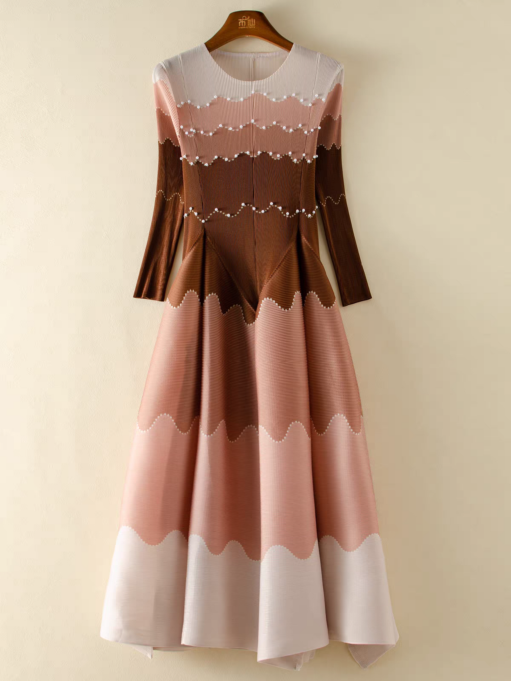 Hunar Bouncing Dress