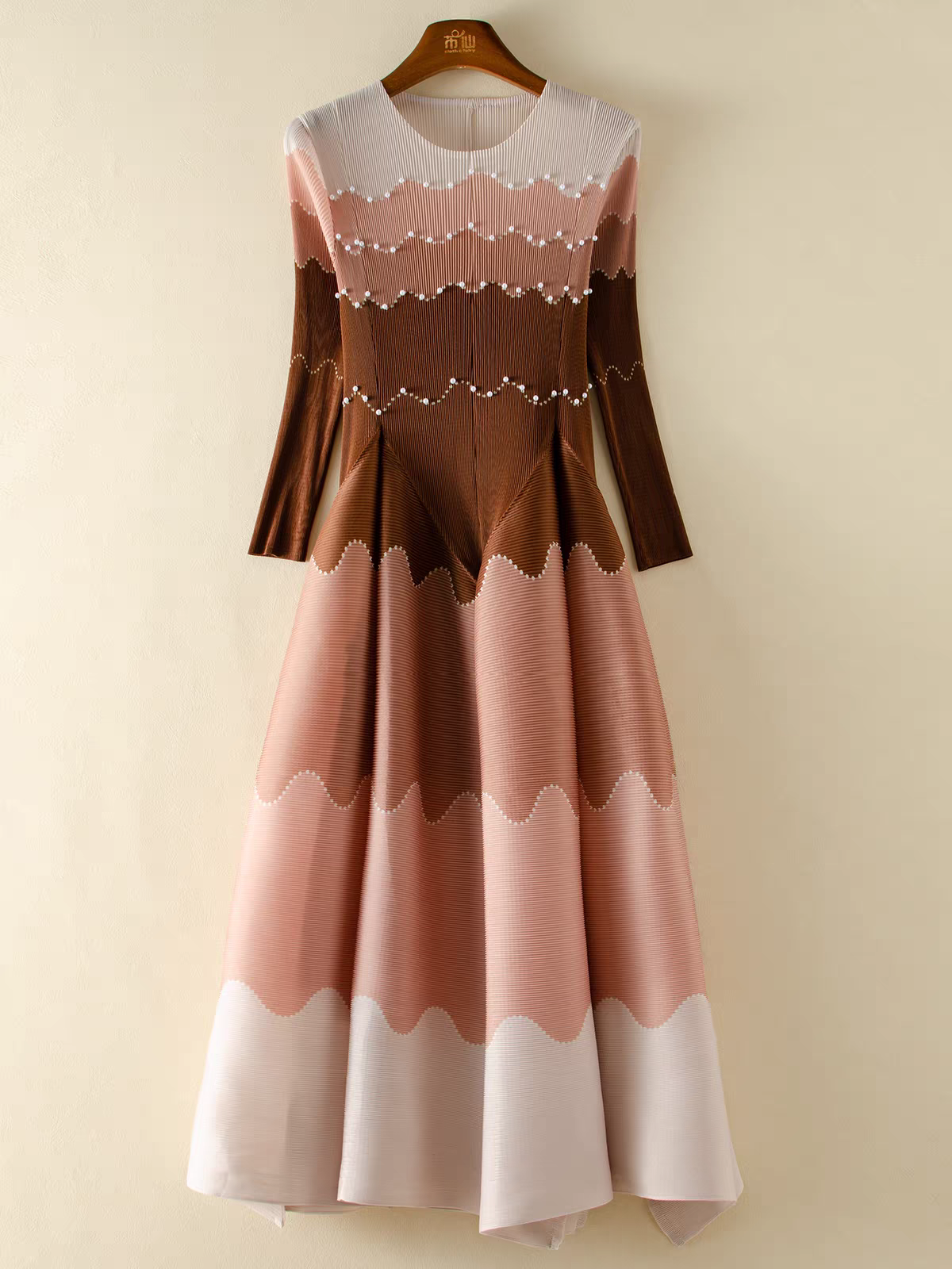 Hunar Bouncing Dress