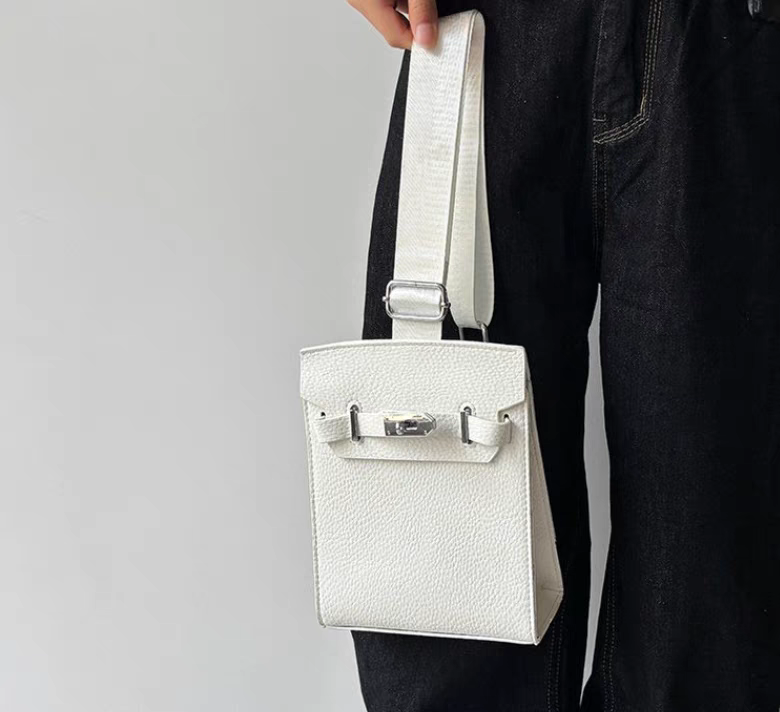 SRK Chest Couple Bag