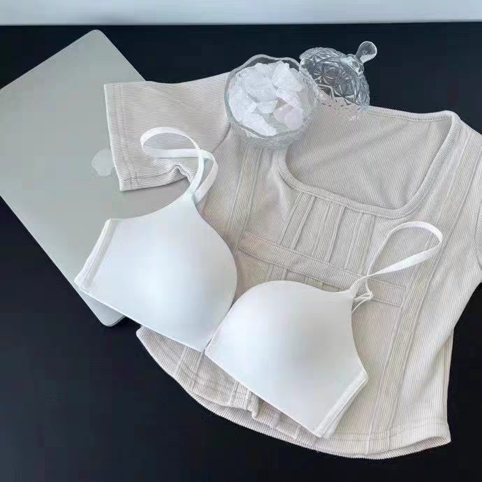 Wire Free Bra (Buy One Get One Free)