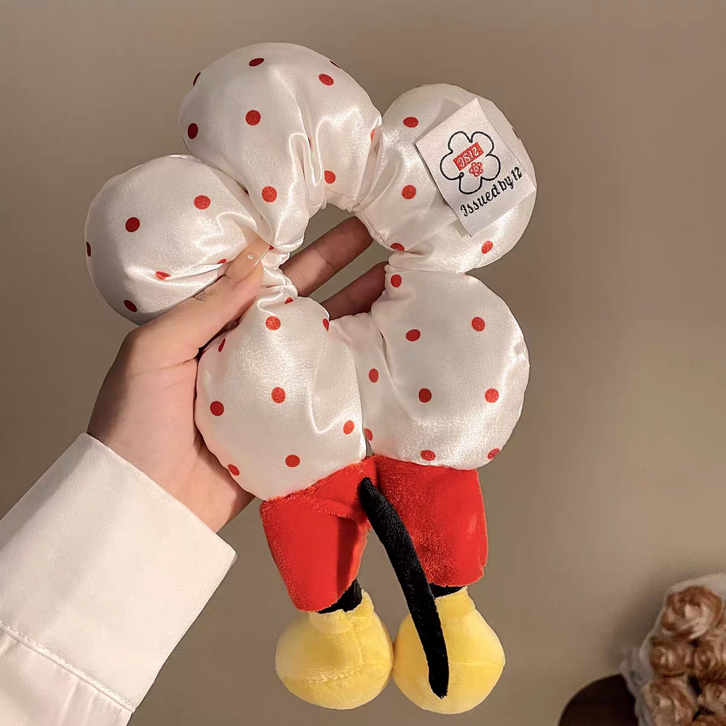 Buy 4 Scrunchies @ 799