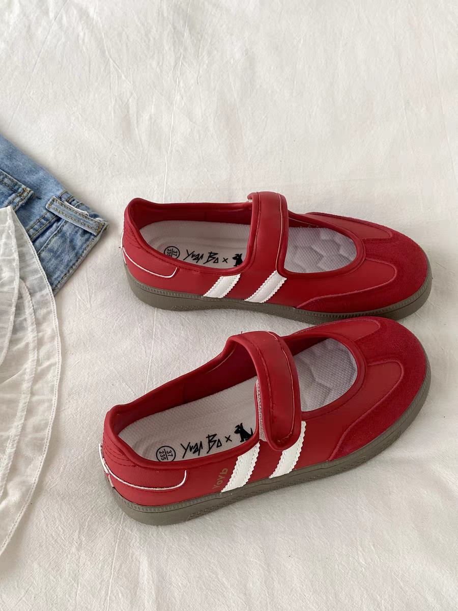 Adidas Samba Resemble Shoes