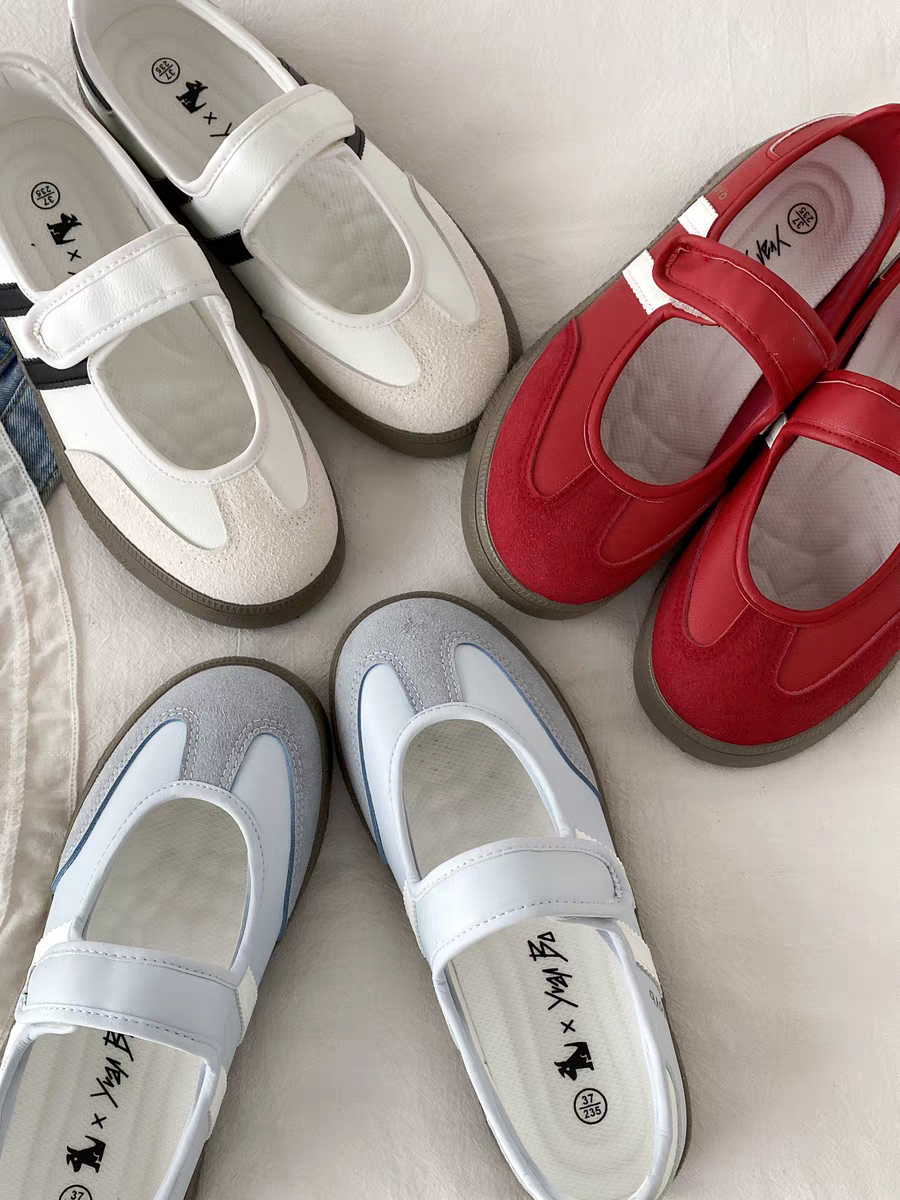 Adidas Samba Resemble Shoes