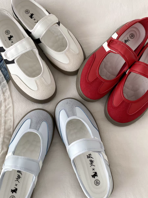 Adidas Samba Resemble Shoes