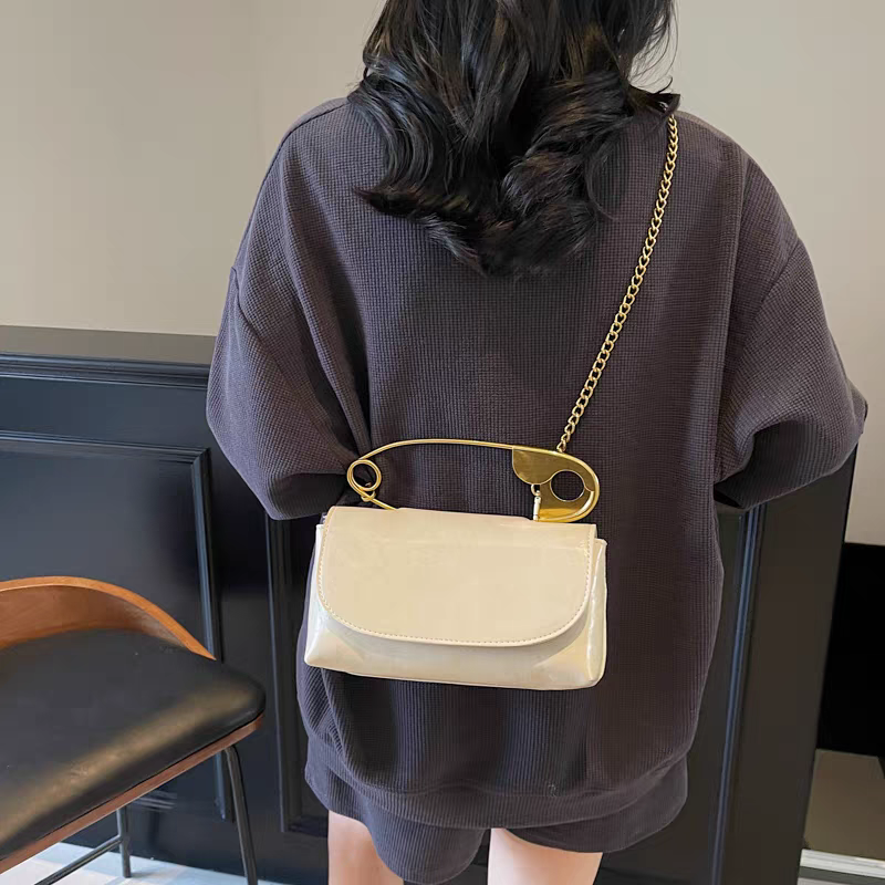 Noomi Cross Body Bag