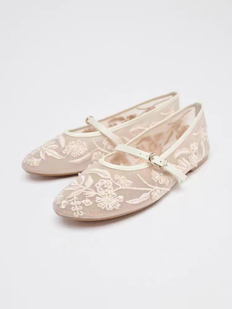 Michelle Pearl Flats
