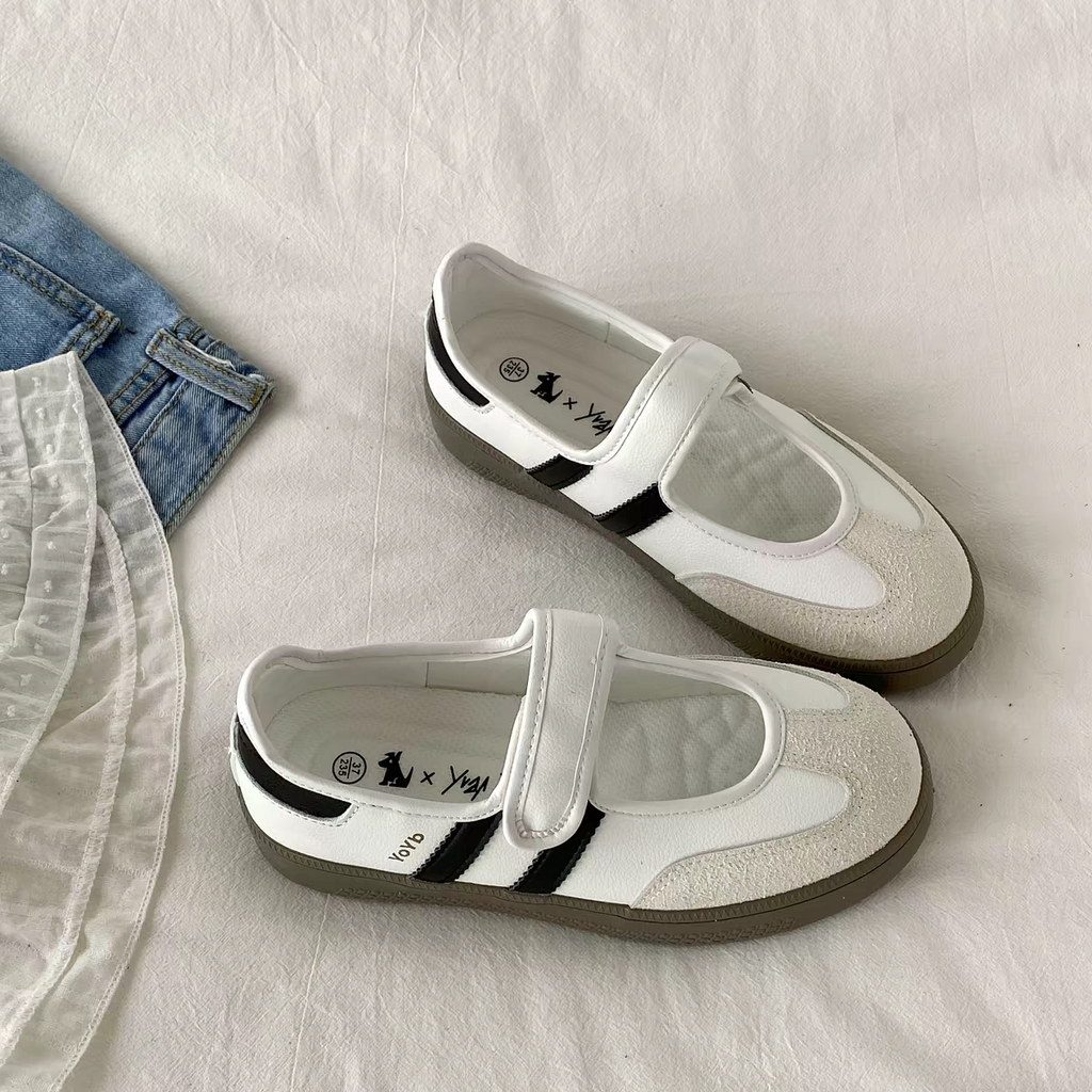 Adidas Samba Resemble Shoes