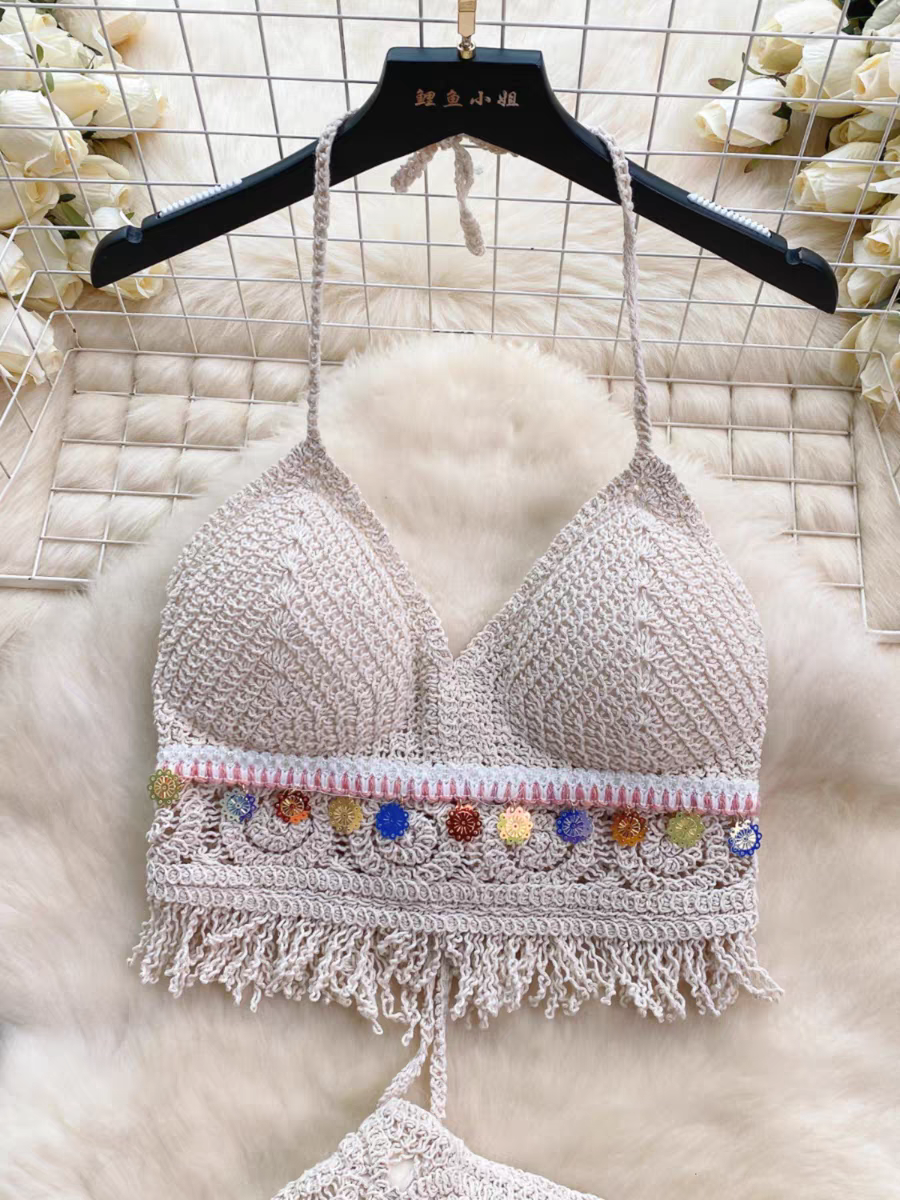 Beyoncé Summer Vacation Outfit 24th Spoke
